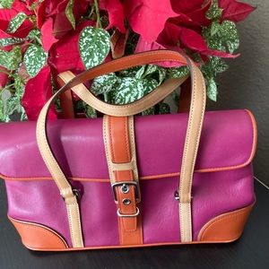 Gorgeous Quality Coach Leather Purse